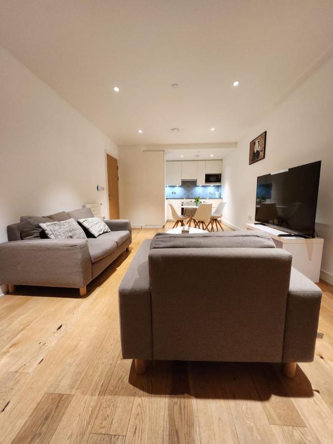 Kaf Luxury Apartment Лондон Екстер'єр фото